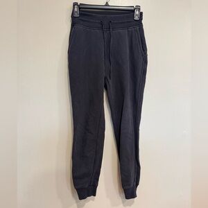 Women’s Lululemon Black Jogger Pants size 2